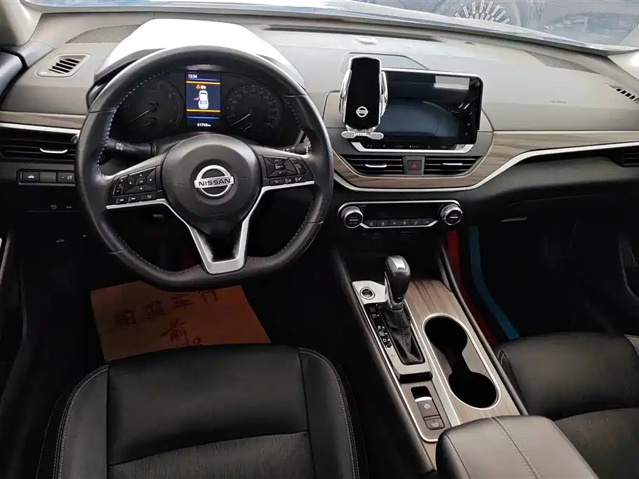 Nissan Teana 2021 — фото 12