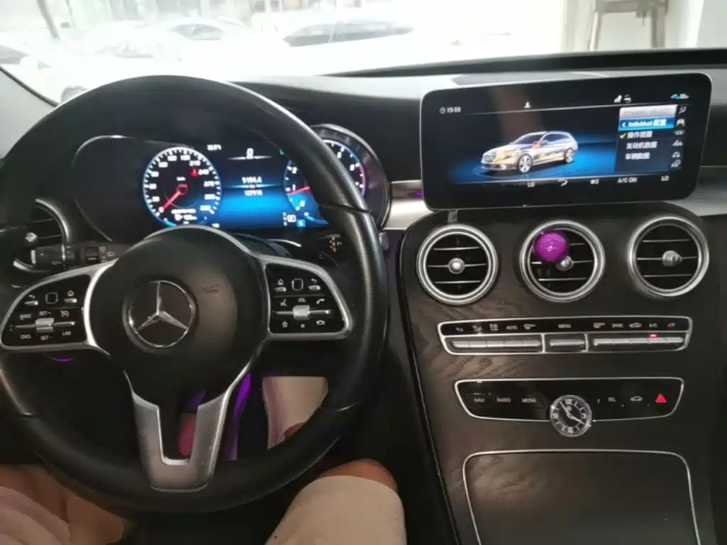 Mercedes-Benz C-Class 2021 — фото 10