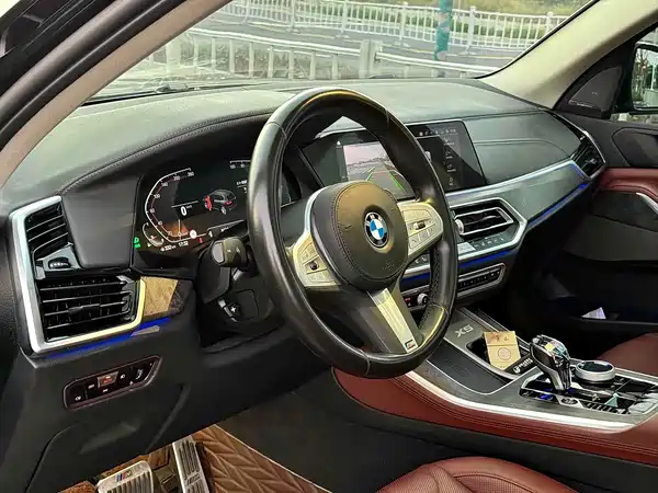 BMW X5 2023