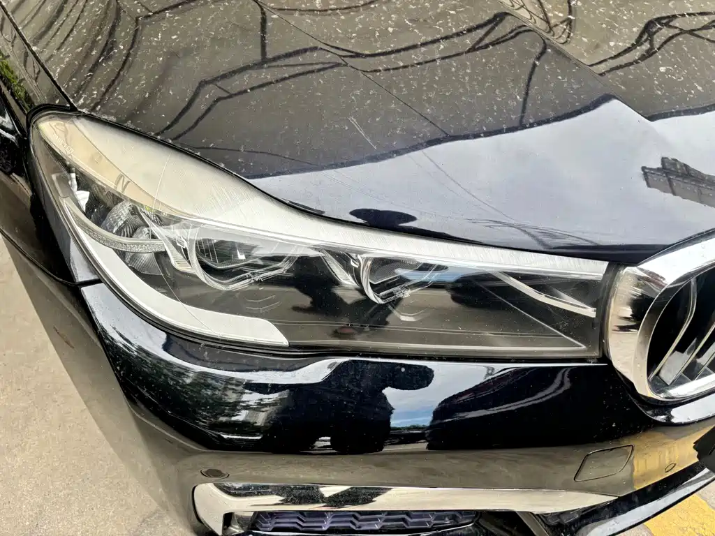 BMW 7 Series 2018 — фото 19