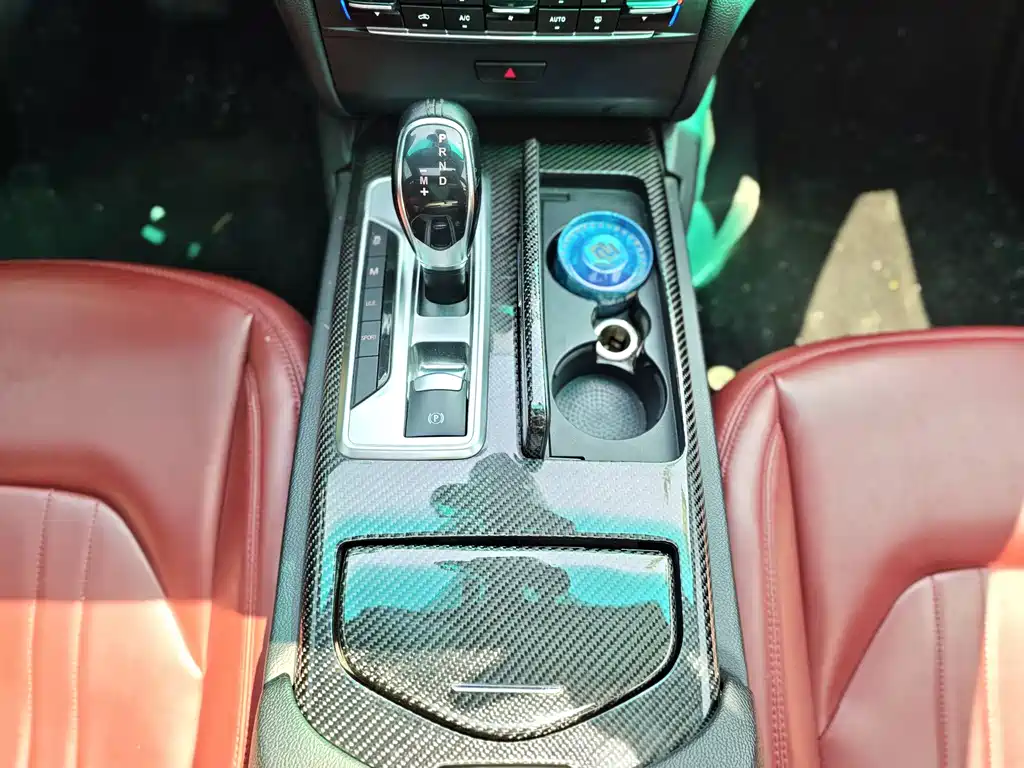Maserati Ghibli 2015 — фото 12
