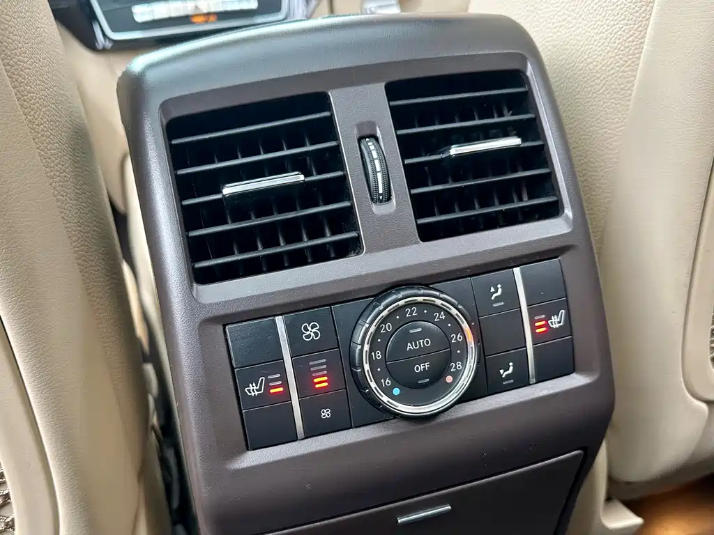 Mercedes-Benz GLS 2017 — фото 14