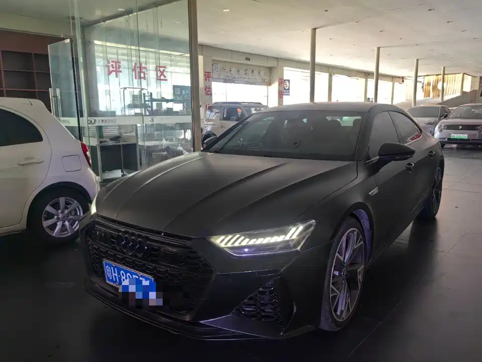 Audi A7L 2024 — фото 1