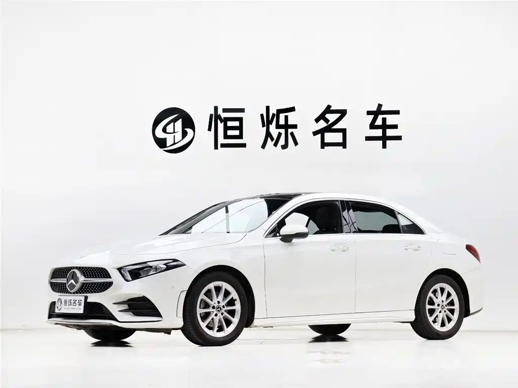 Mercedes-Benz A-Class 2021 — фото 1