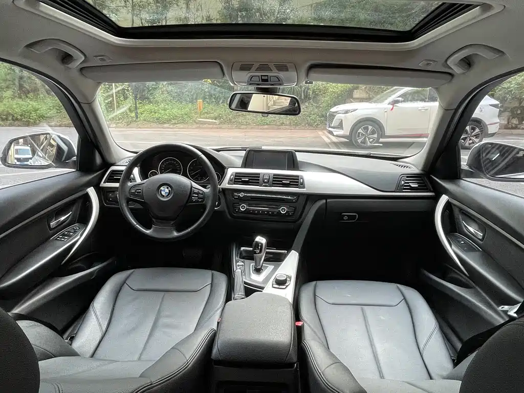 BMW 3 Series 2014 — фото 18