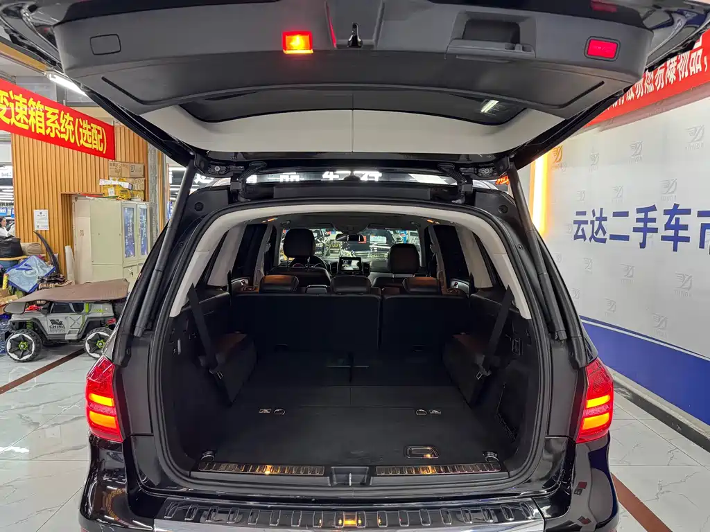 Mercedes-Benz GLS 2016 — фото 12