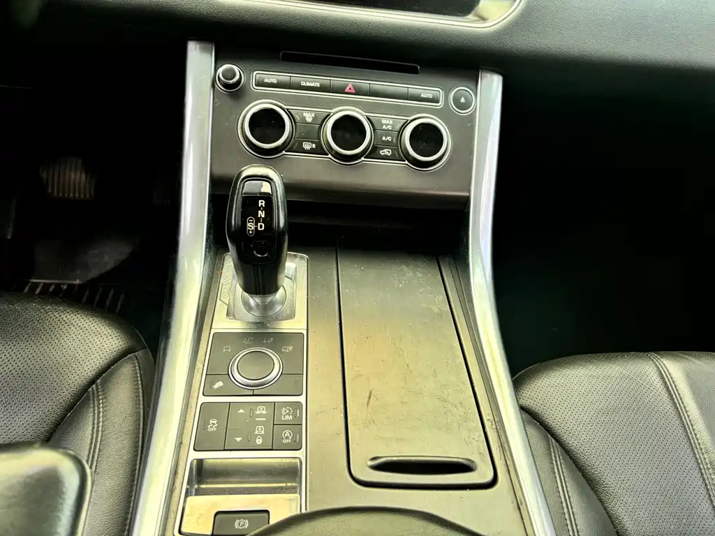 Land Rover Range Rover Sport 2017 — фото 14