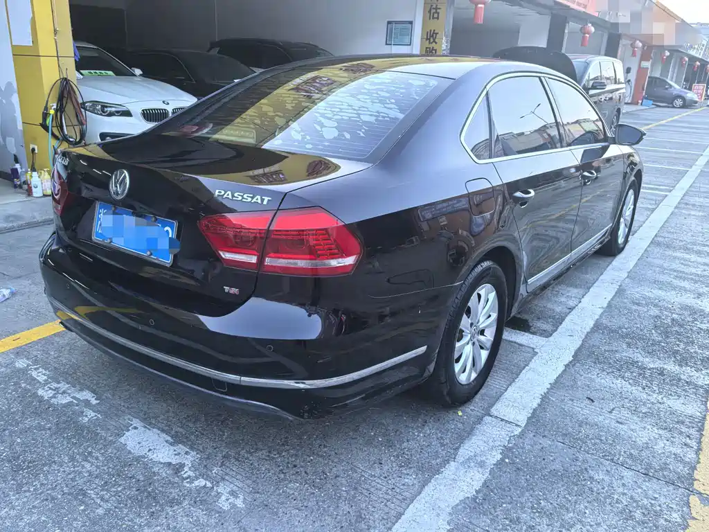 Volkswagen Passat 2013