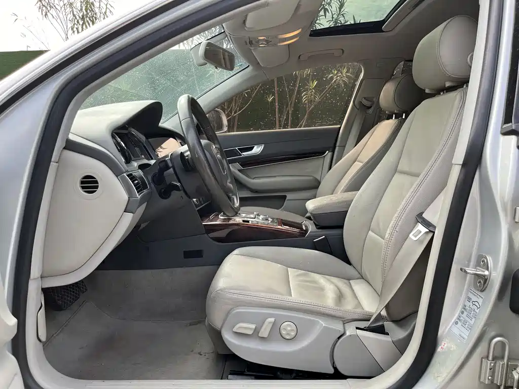 Audi A6L 2010