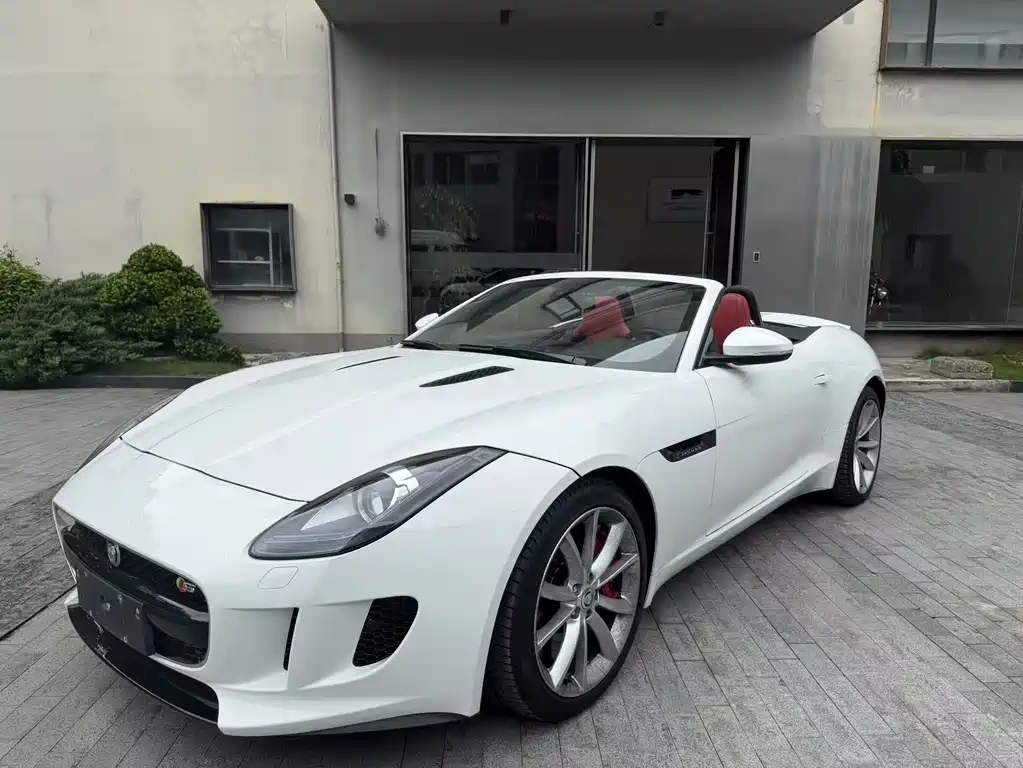 Jaguar F-TYPE 2014 — фото 1