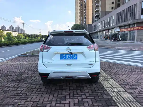 Nissan X-Trail 2014