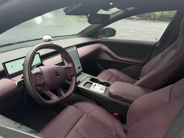 NIO ET5T 2024