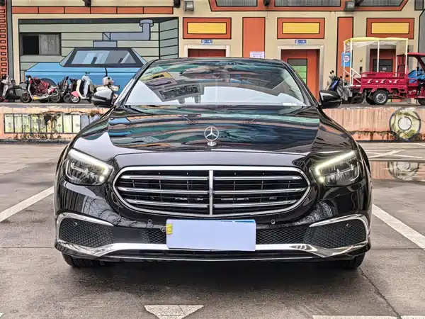 Mercedes-Benz E-Class 2021