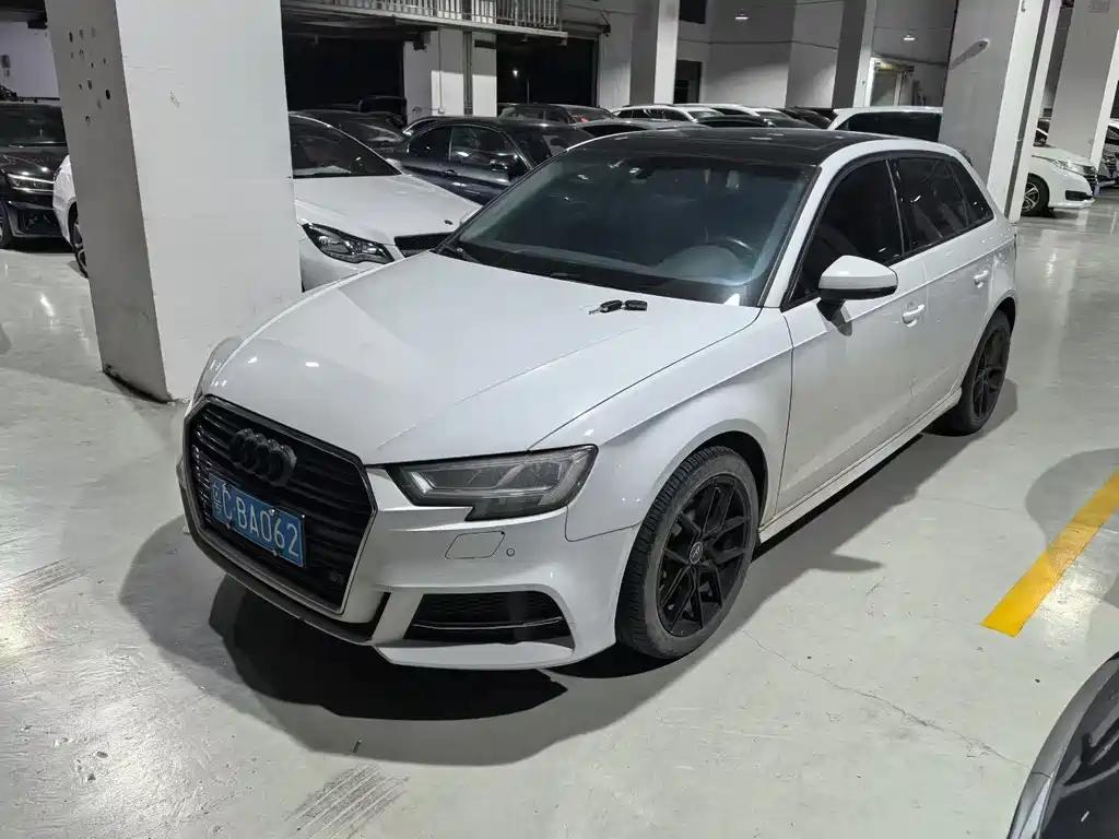 Audi A3 2018 — фото 1