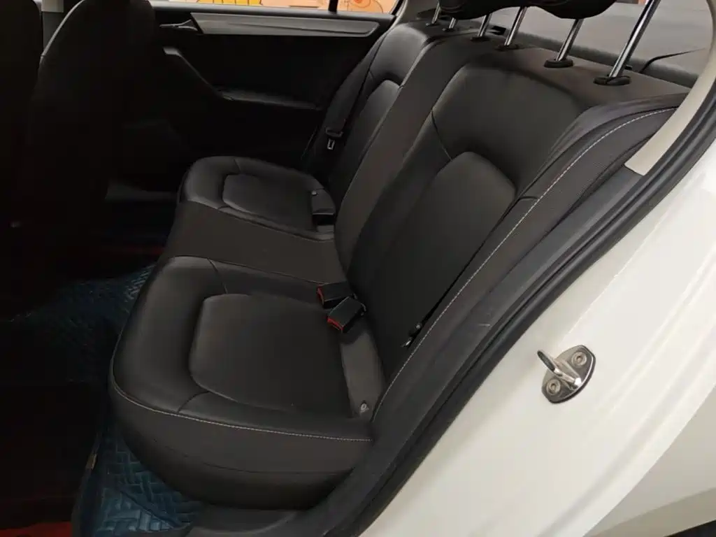 Skoda Rapid 2020 — фото 13