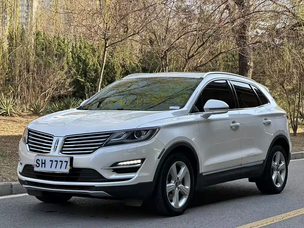 Lincoln MKC 2017