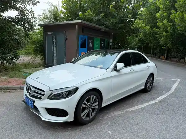 Mercedes-Benz C-Class 2018