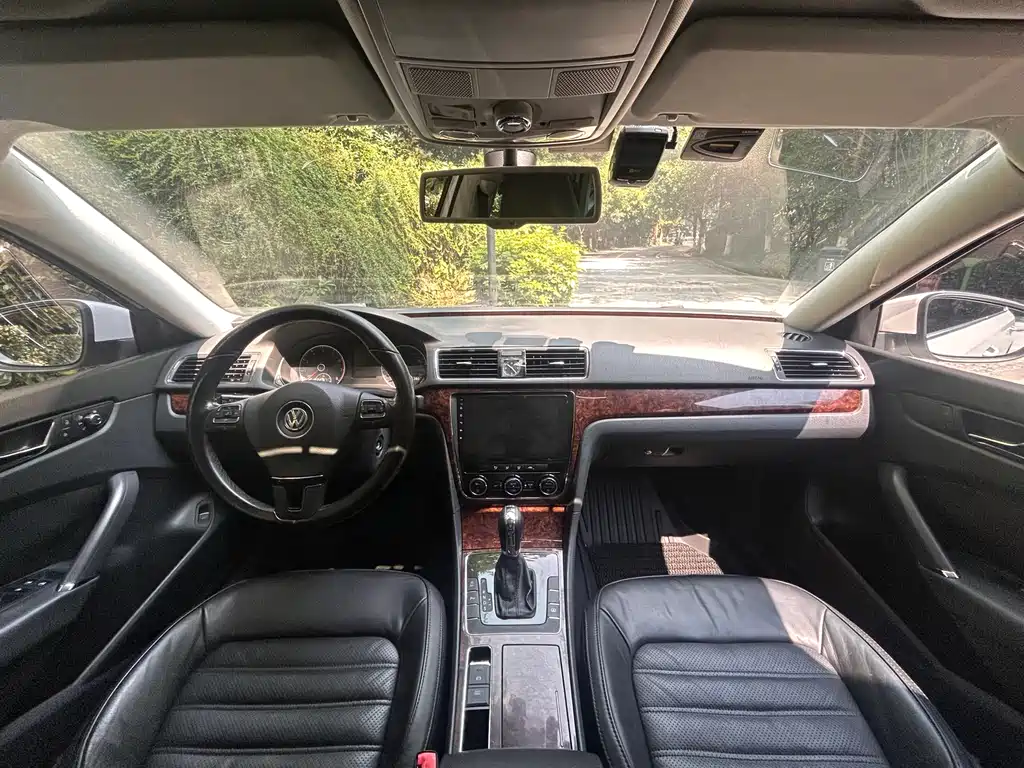 Volkswagen Passat 2012
