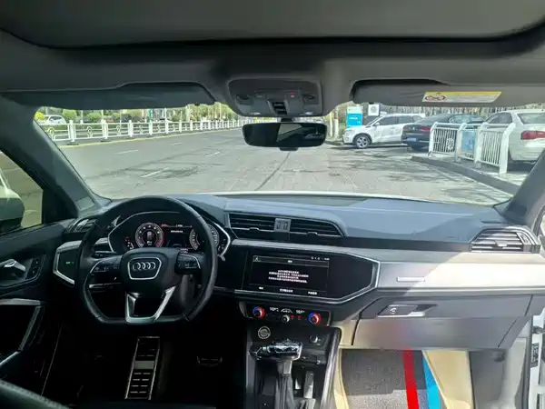 Audi Q3 2024