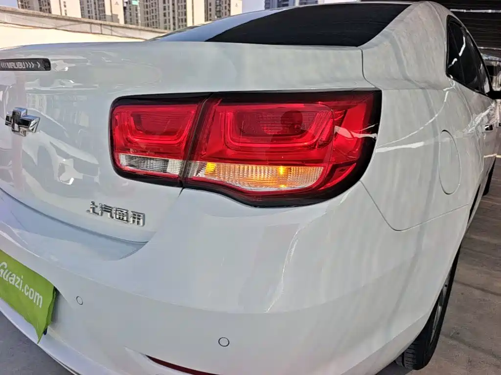 Chevrolet Malibu 2017 — фото 8