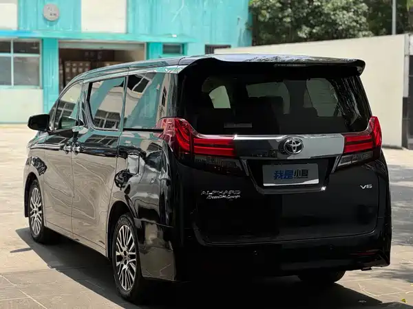 Toyota Alphard 2018