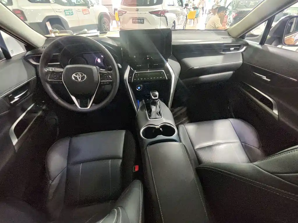 Toyota Harrier 2022 — фото 10