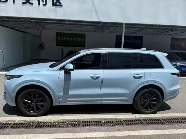 Li Auto ONE 2021