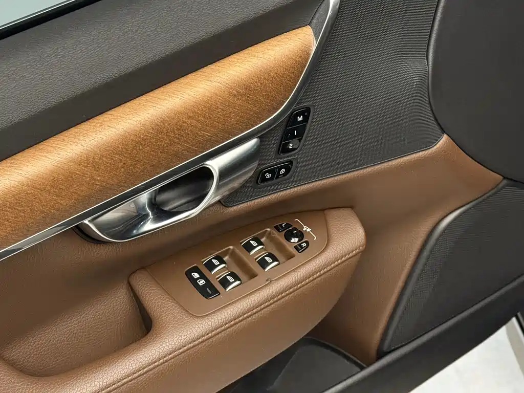 Volvo S90 2021 — фото 12
