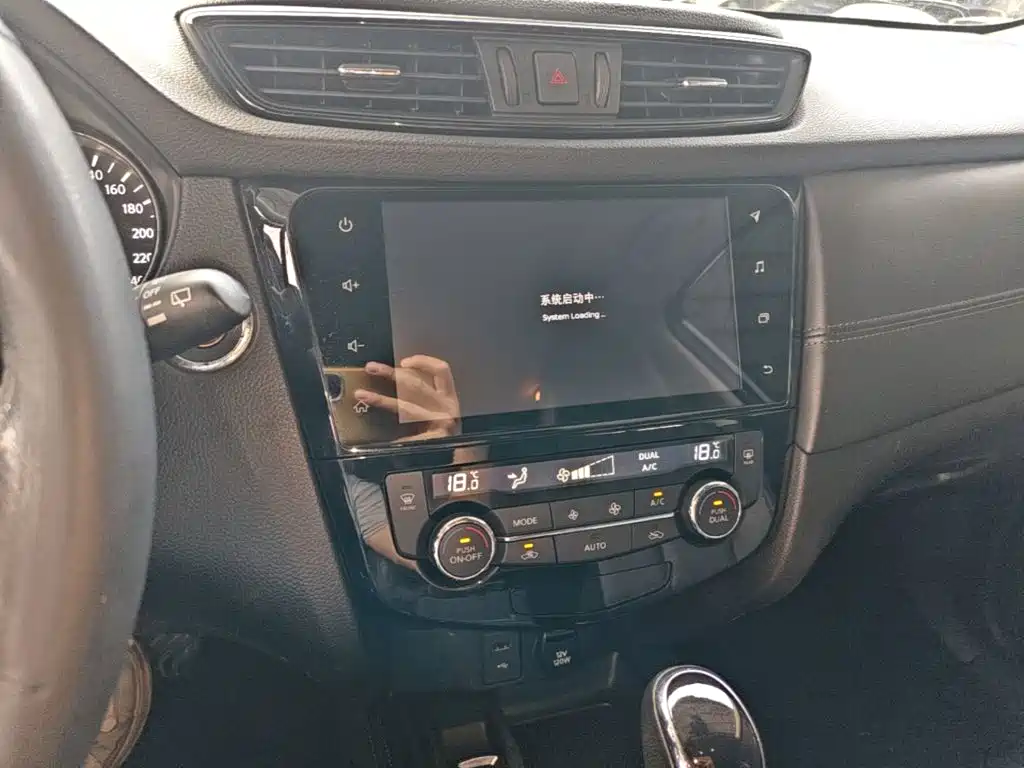 Nissan X-Trail 2019 — фото 13
