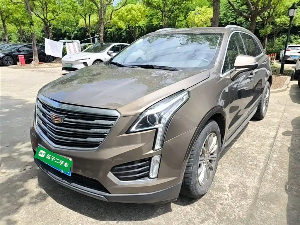 Cadillac XT5 2017 — фото 1