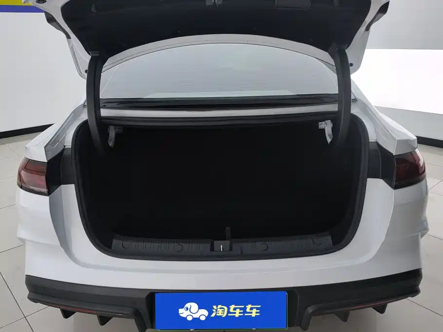 BYD Qin L 2025 — фото 4
