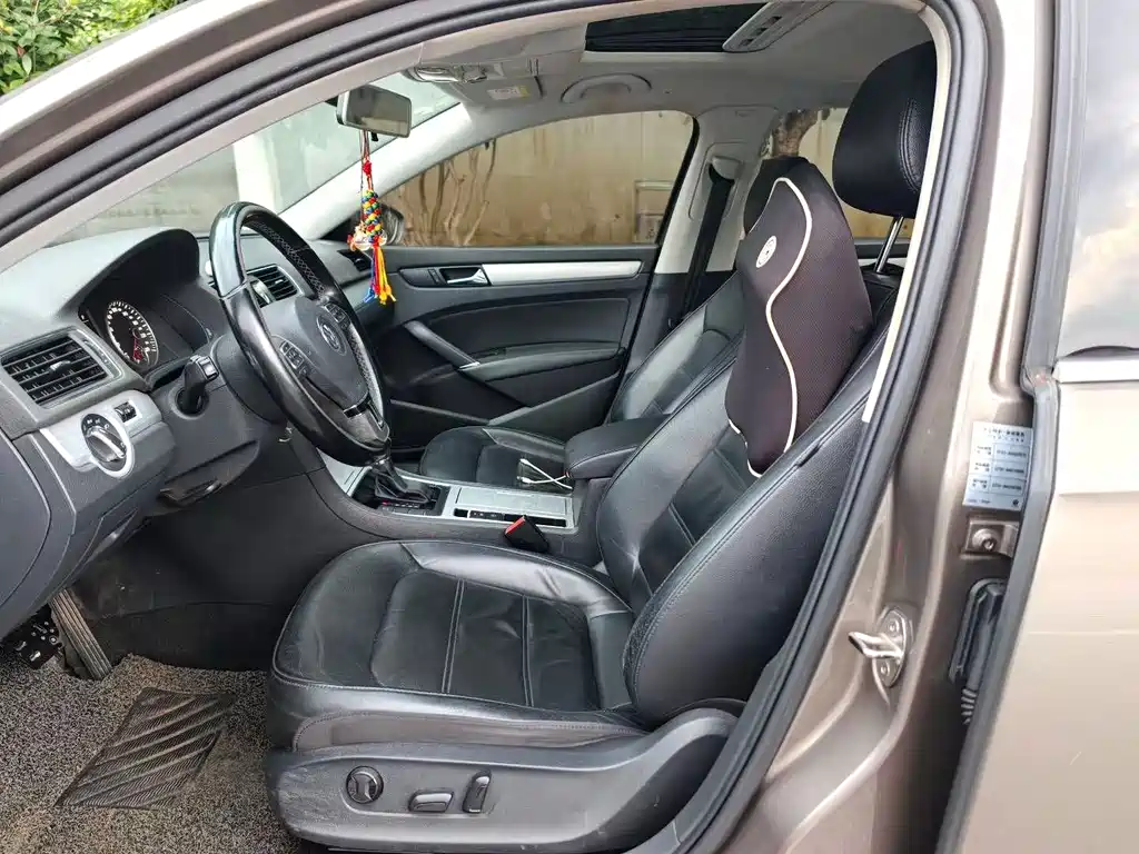 Volkswagen Passat 2013