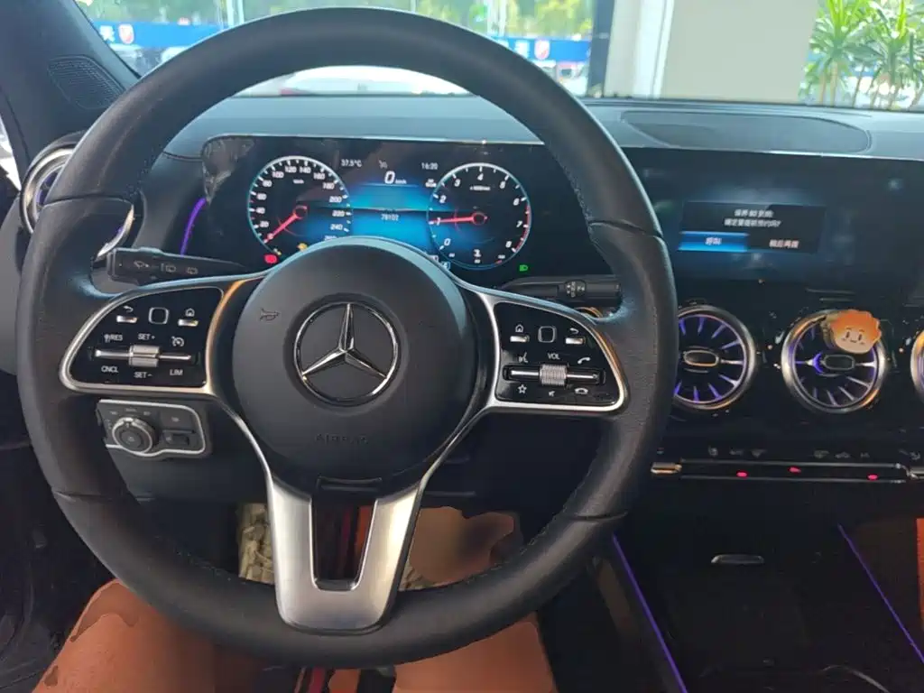 Mercedes-Benz GLB 2023 — фото 10