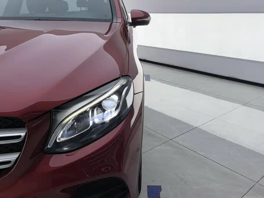 Mercedes-Benz GLC 2018