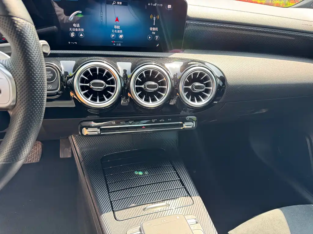 Mercedes-Benz A-Class 2023 — фото 11