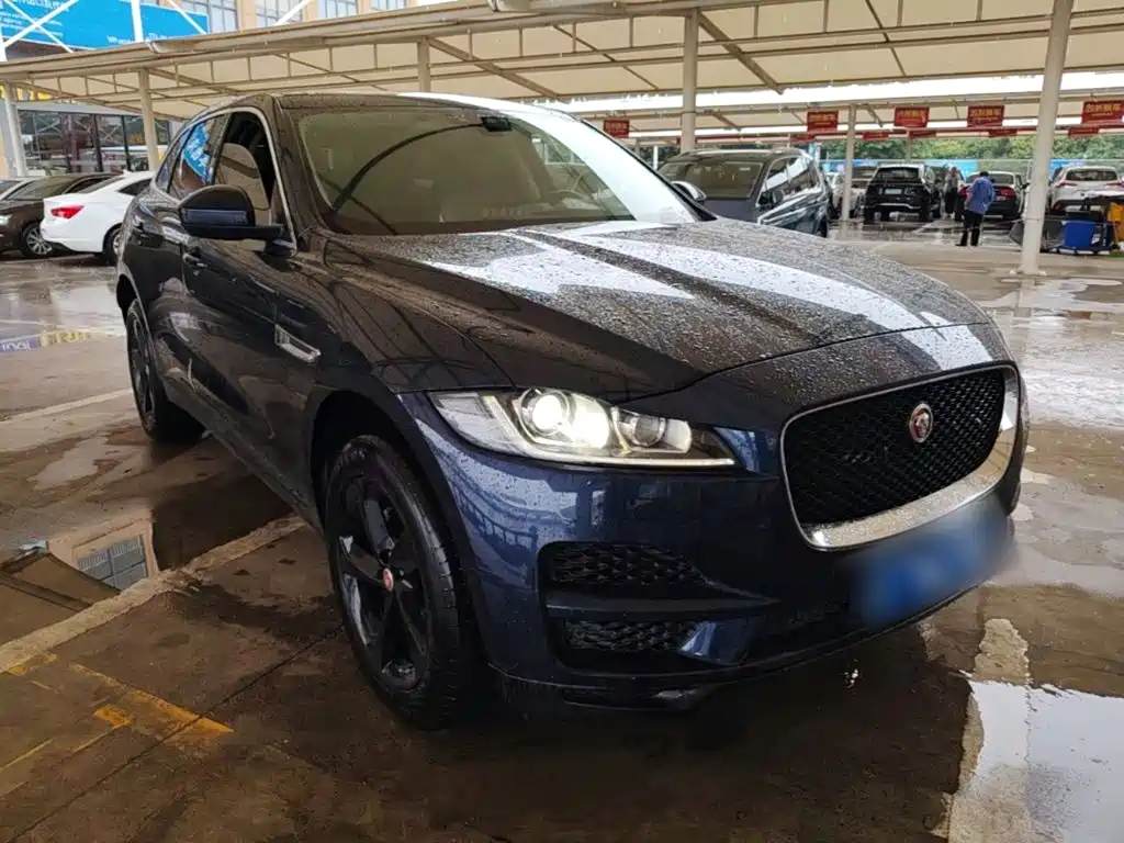 Jaguar F-PACE 2019