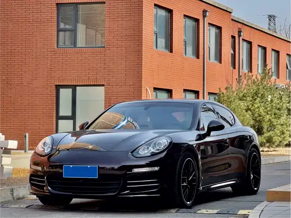 Porsche Panamera 2016