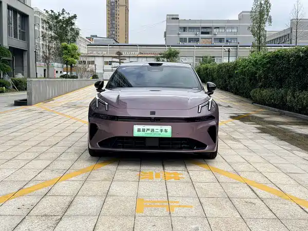 Lynk & Co 07 EM-P 2025