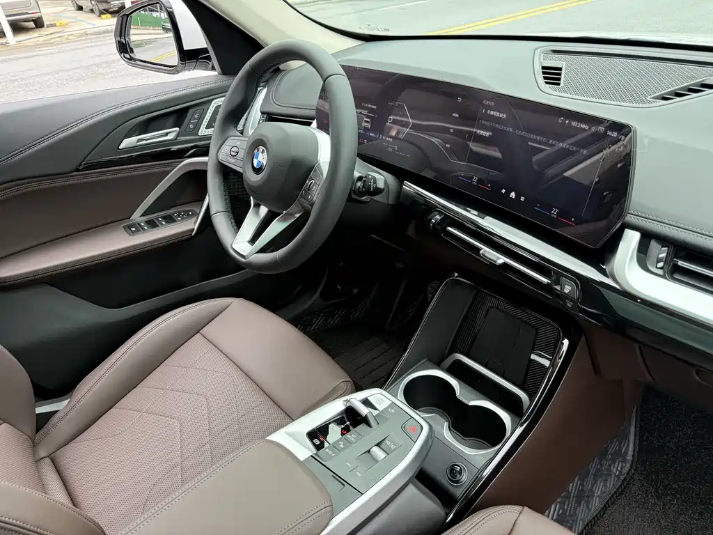 BMW X1 2024 — фото 17