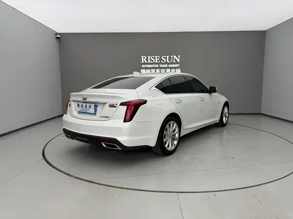 Cadillac CT5 2023