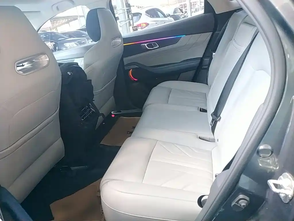 Changan UNI-K Smart Electronic Idd 2024 — фото 17