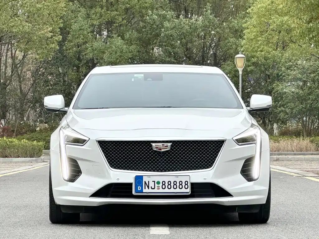 Cadillac CT6 2023 — фото 2