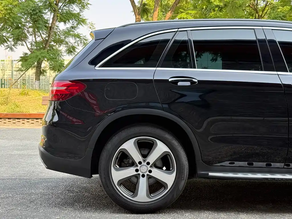 Mercedes-Benz GLC 2016