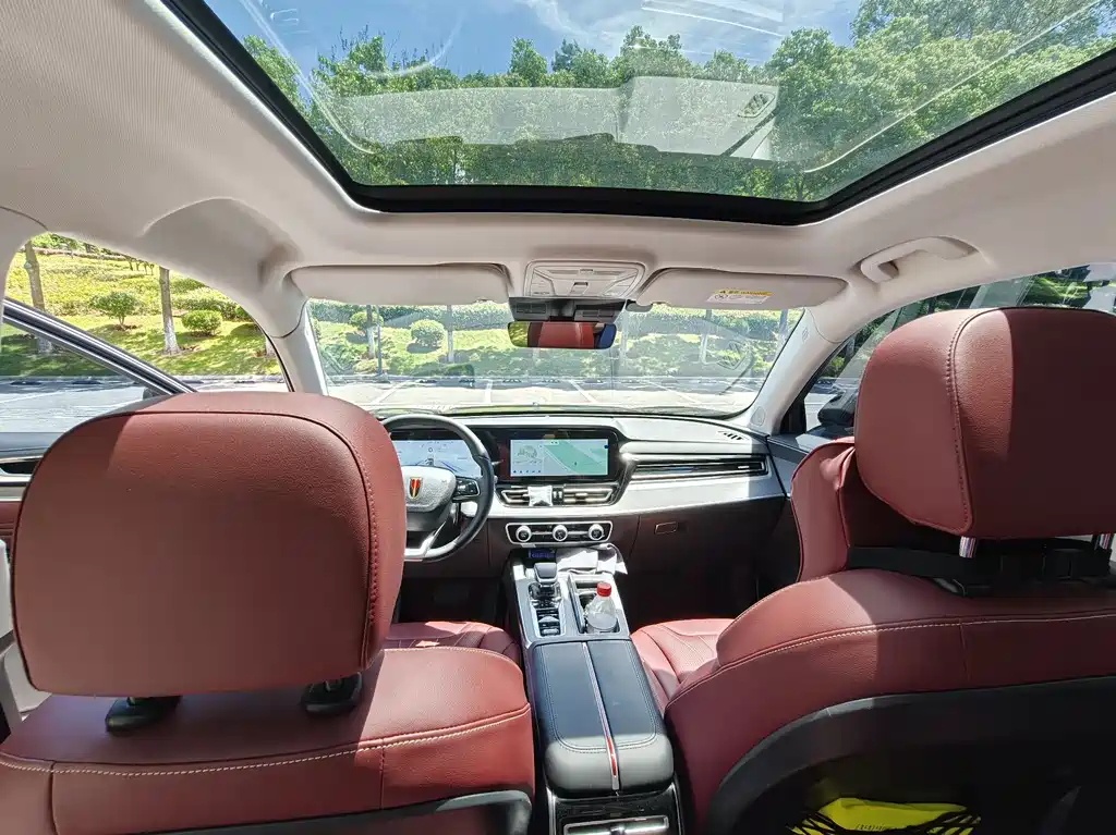 Hongqi HS5 2025