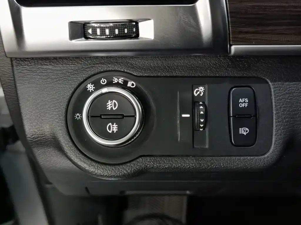 Haval H9 2017 — фото 21