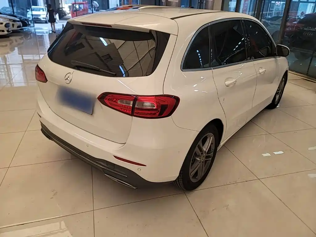 Mercedes-Benz B-Class 2020