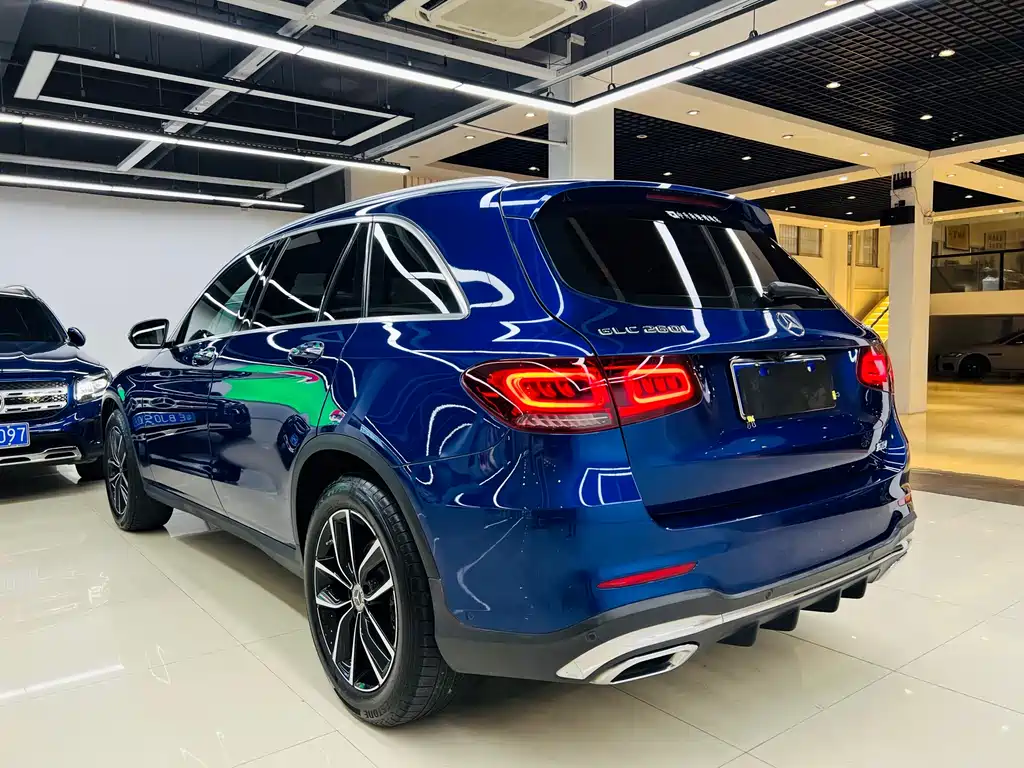 Mercedes-Benz GLC 2021 — фото 16