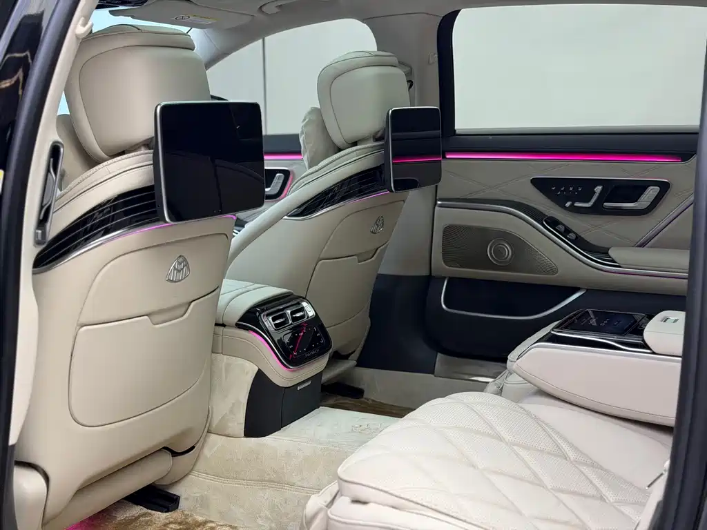 Mercedes-Benz Maybach S-Class 2023