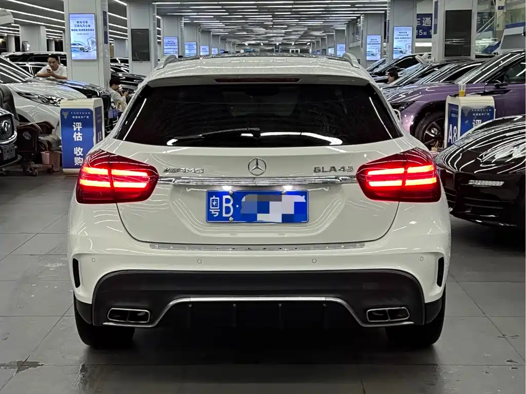 Mercedes-Benz GLA AMG 2019 — фото 23