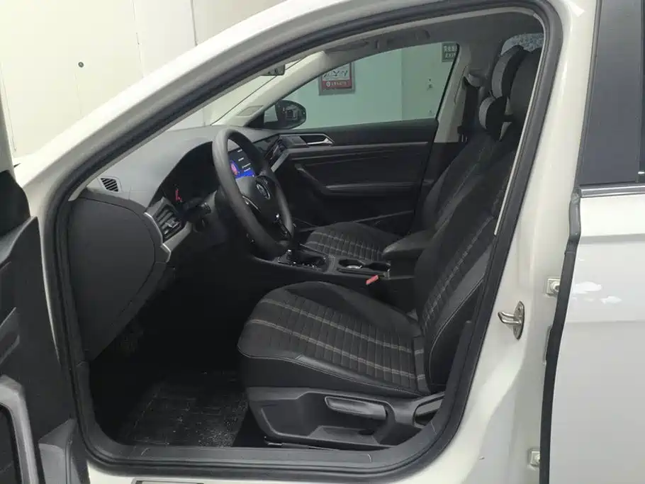 Volkswagen Lavida 2019 — фото 9